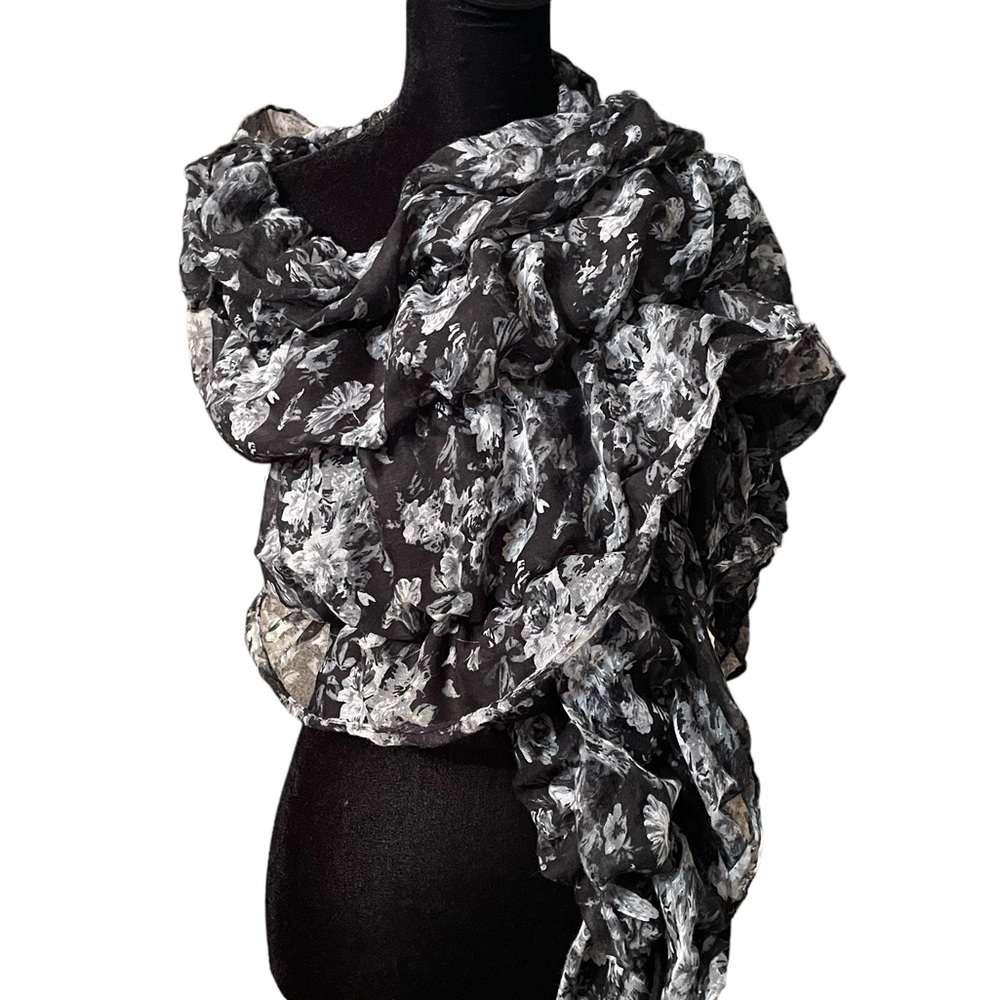 Elegant‎ Black and White Floral Scarf